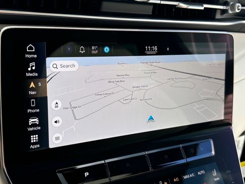 New 2024 Maserati Grecale GT image 38