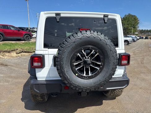 New 2026 Jeep Wrangler Willys AWD/4WD image 4