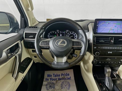 Used 2023 Lexus GX 460 Premium AWD/4WD image 22