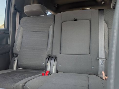 Used 2022 Chevrolet Suburban LS AWD/4WD image 25
