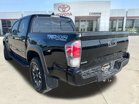 Used 2023 Toyota Tacoma TRD Off-Road AWD/4WD image 4