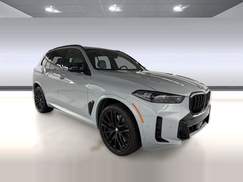 Used 2024 BMW X5 M60i AWD/4WD image 7