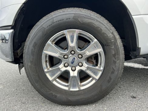 Used 2016 Ford F150 XLT w/ Equipment Group 302A Luxury AWD/4WD image 12