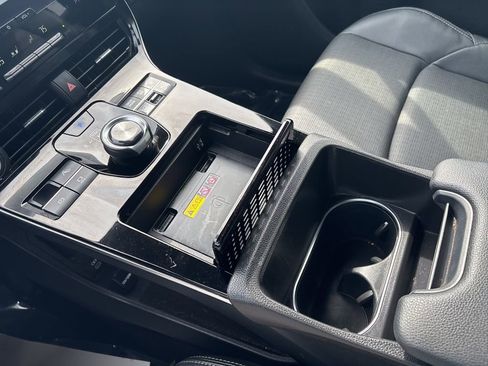 Certified 2023 Subaru Solterra AWD image 17
