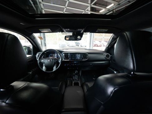 Used 2023 Toyota Tacoma TRD Sport image 19