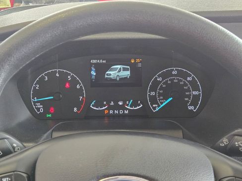 Used 2024 Ford Transit 350 XLT image 17