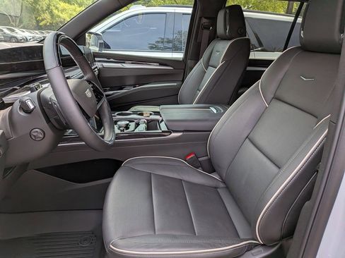 Certified 2026 Cadillac Escalade Sport w/ Touring Package AWD/4WD image 25
