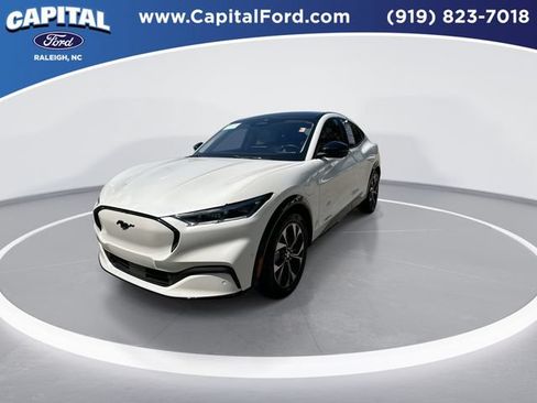 Certified 2023 Ford Mustang Mach-E Premium AWD/4WD image 4