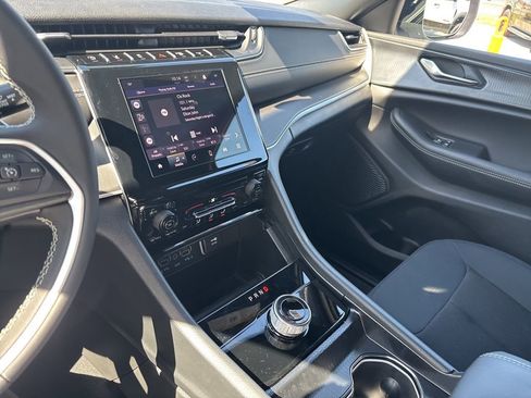 New 2026 Jeep Grand Cherokee Laredo image 65