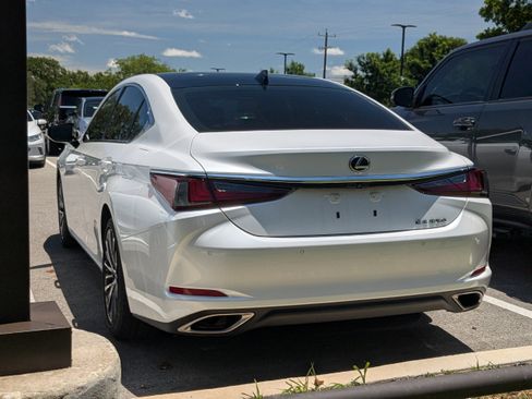 Certified 2023 Lexus ES 350 w/ Premium Package FWD image 4