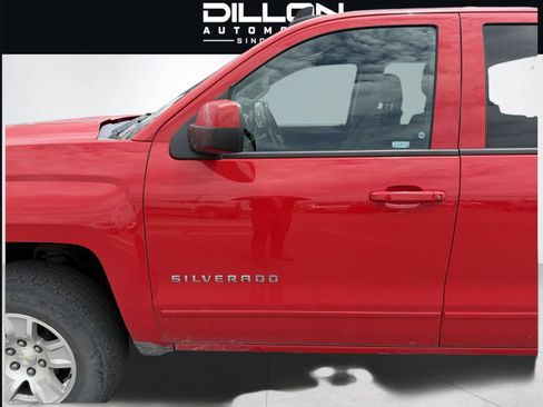 Used 2019 Chevrolet Silverado 1500 LT AWD/4WD image 3