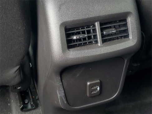 Certified 2024 GMC Terrain SLE image 30