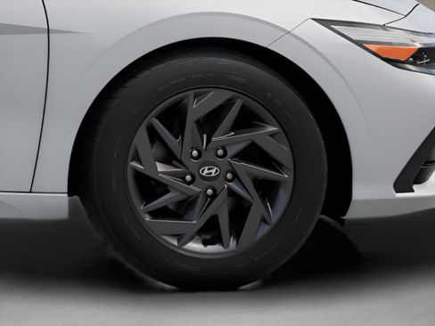 New 2026 Hyundai Elantra Blue image 17