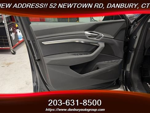 Used 2021 Audi e-tron Premium w/ Convenience Plus Package AWD/4WD image 13