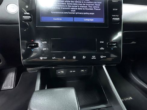 Used 2024 Hyundai Santa Cruz SEL AWD/4WD image 16