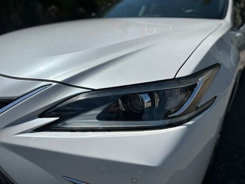 Used 2019 Lexus ES 350 w/ Premium Package FWD image 5