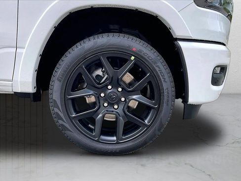 New 2026 RAM 1500 Laramie AWD/4WD image 34