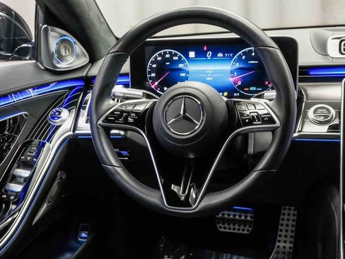 Certified 2022 Mercedes-Benz S 580 4MATIC Sedan w/ AMG Line Package image 15