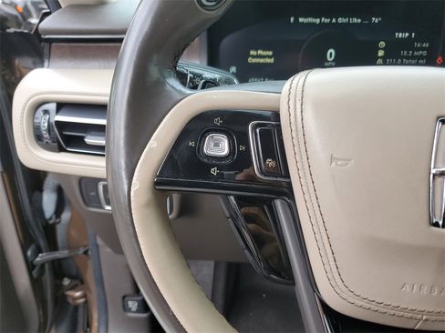 Certified 2022 Lincoln Aviator Reserve w/ Equipment Group 201A image 20