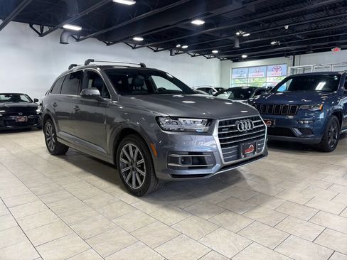 Used 2017 Audi Q7 3.0T Prestige w/ Prestige Package AWD/4WD image 6