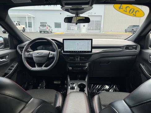 Used 2024 Ford Escape ST-Line w/ Tech Pack #1 AWD/4WD image 21