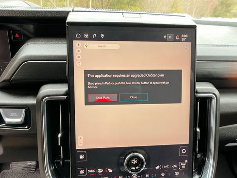 Used 2025 GMC Yukon Denali image 18