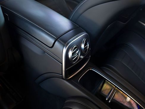 Used 2019 Mercedes-Benz S 560 4MATIC Coupe image 54