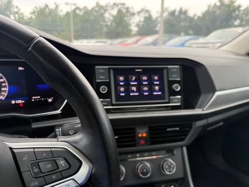 Certified 2024 Volkswagen Jetta S FWD image 24