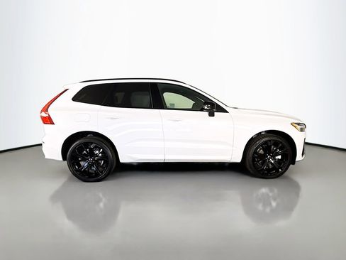 New 2026 Volvo XC60 T8 Ultra w/ Climate Package PRO AWD/4WD image 8