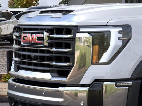 New 2026 GMC Sierra 2500 SLT w/ SLT Premium Package AWD/4WD image 13