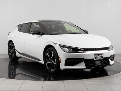 Used 2023 Kia EV6 GT-Line image 5