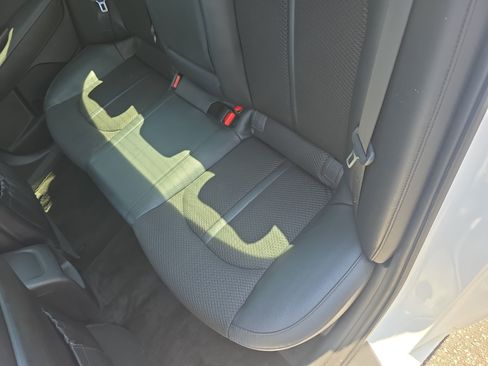 Used 2018 Kia Optima S FWD image 13