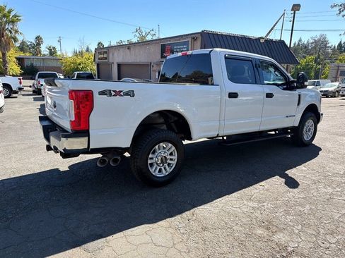 Used 2019 Ford F250 XLT AWD/4WD image 8