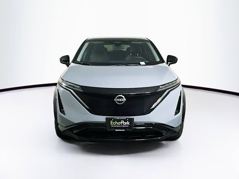 Used 2023 Nissan Ariya FWD image 2