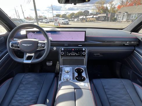 Used 2025 Genesis GV80 3.5T e-SC image 6