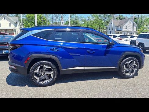 Certified 2022 Hyundai Tucson Limited w/ Cargo Package AWD/4WD image 8