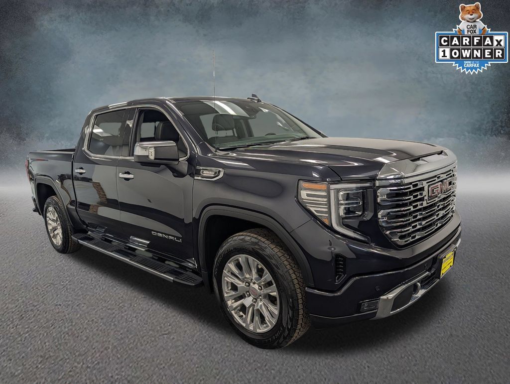 Used 2023 GMC Sierra 1500 Denali AWD/4WD image 3