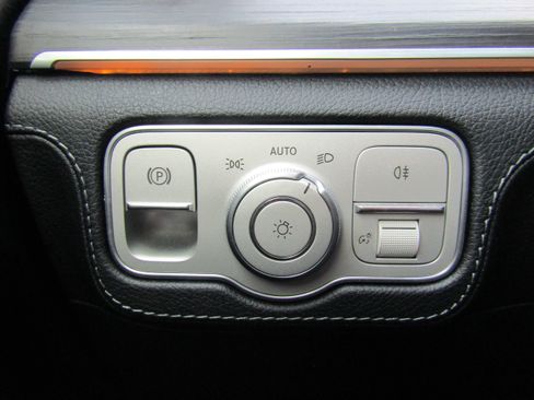 Used 2024 Mercedes-Benz GLE 53 AMG 4MATIC Coupe image 22