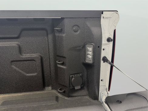 Used 2025 Chevrolet Silverado 3500 High Country w/ High Country Premium Package AWD/4WD image 79