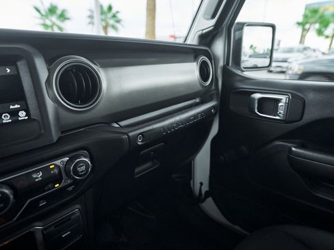 Used 2023 Jeep Wrangler Sport image 57