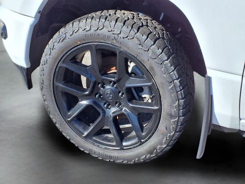 Used 2022 RAM 1500 Laramie w/ Sport Appearance Package image 19