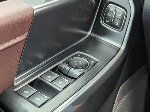 Used 2022 Ford F150 Lariat AWD/4WD image 26
