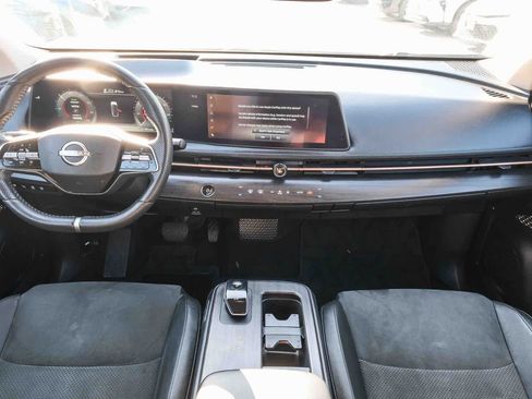 Used 2025 Nissan Ariya FWD image 13