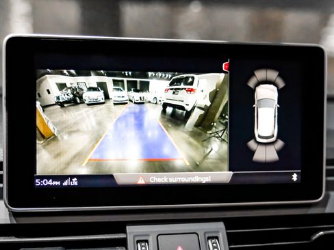 Used 2018 Audi Q5 2.0T Premium Plus w/ Premium Plus Package image 24