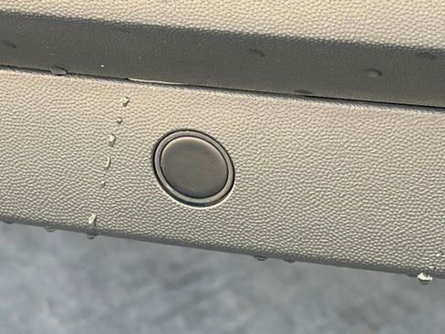 Used 2022 Volkswagen ID.4 Pro S image 25