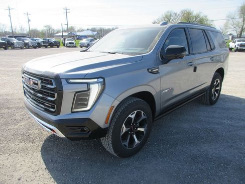 New 2026 GMC Yukon AT4 image 9
