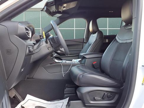 Used 2024 Ford Explorer ST w/ Equipment Group 401A image 21