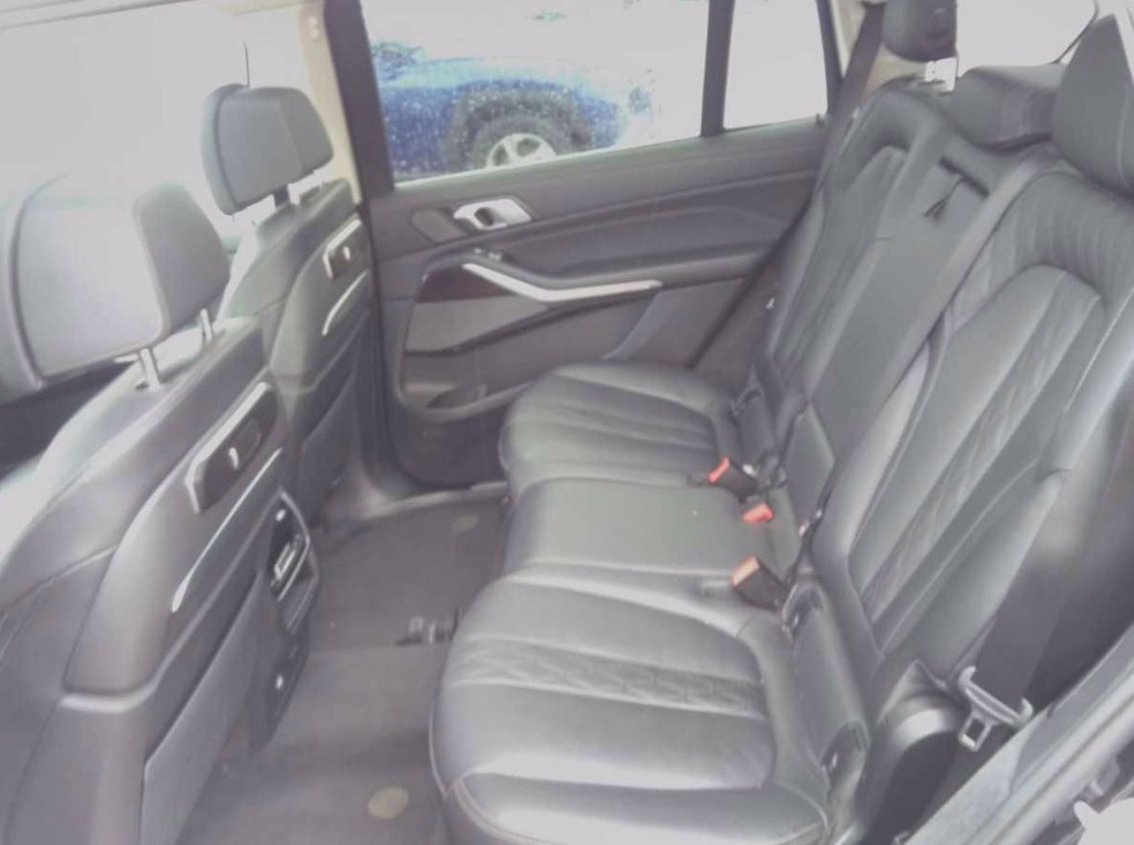 Used 2025 BMW X7 xDrive40i AWD/4WD image 7