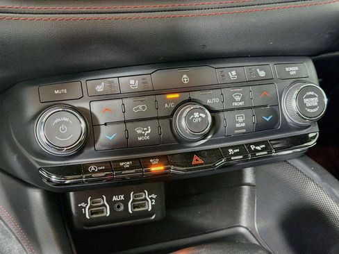 Used 2024 Dodge Durango GT AWD/4WD image 22
