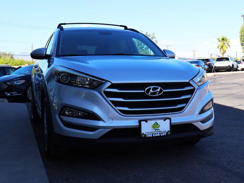 Used 2017 Hyundai Tucson SE w/ SE Popular Package 02 FWD image 18